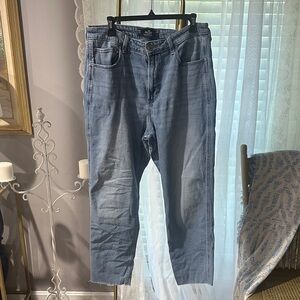Hollister Women's Ultra-High Rise Mom Jeans in Light Blue